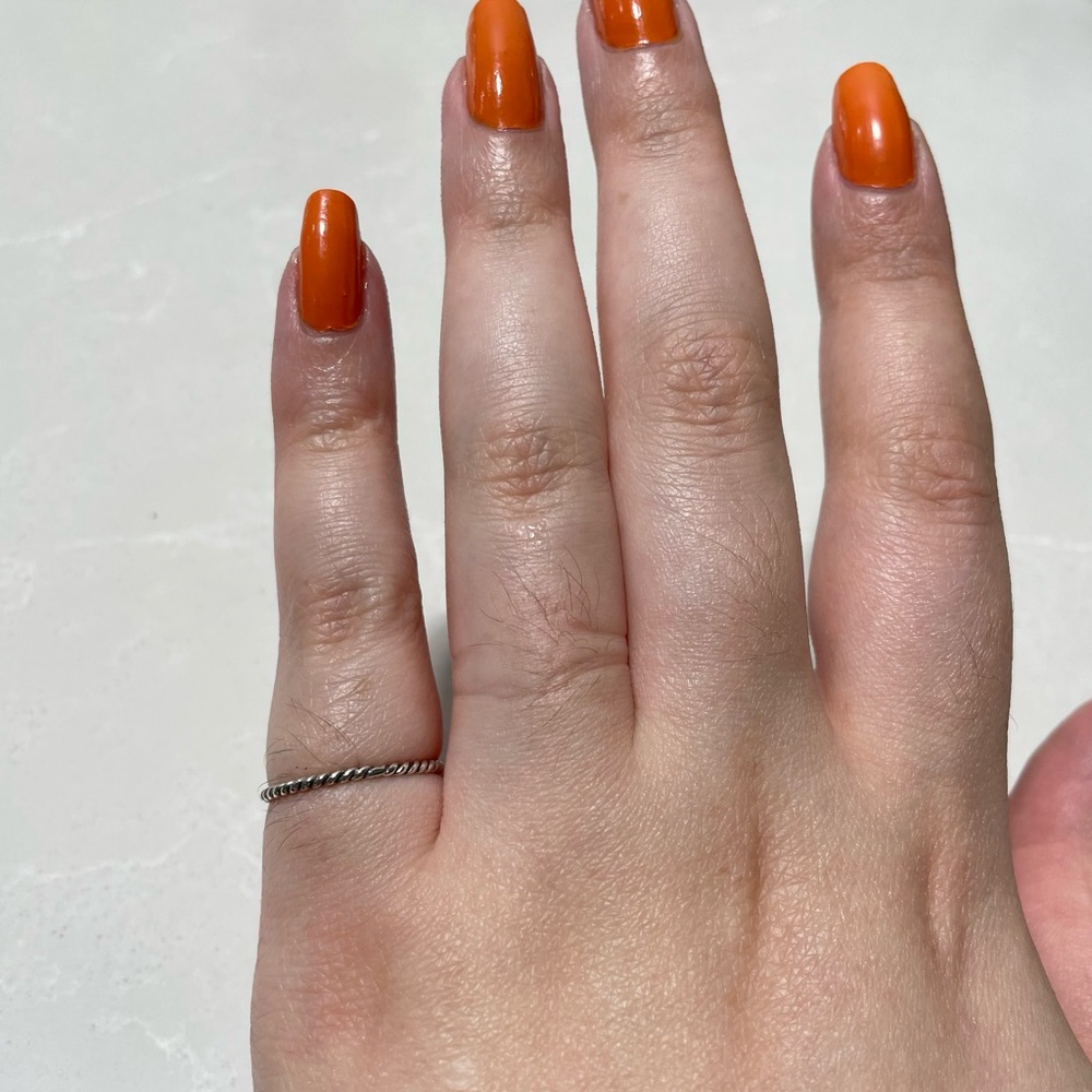 Thread Twisted Silver Ring - Picture 5 of 7